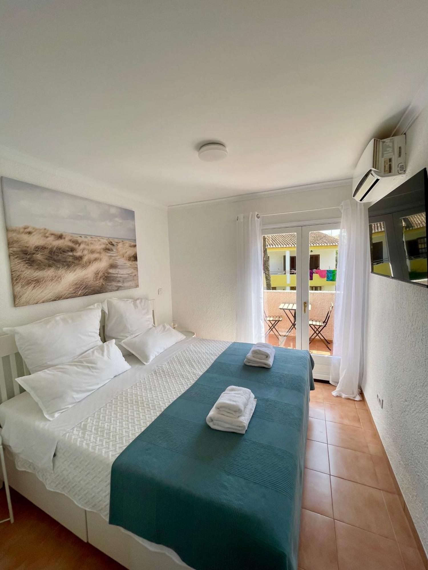 El Casa Kama Apartment Дения Екстериор снимка